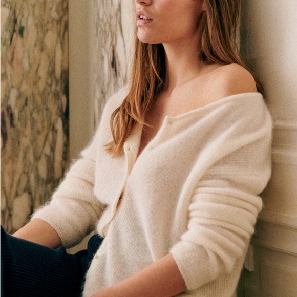 Sezane Sweaters - Sézane Gaspard Cardigan in Ecru Size M